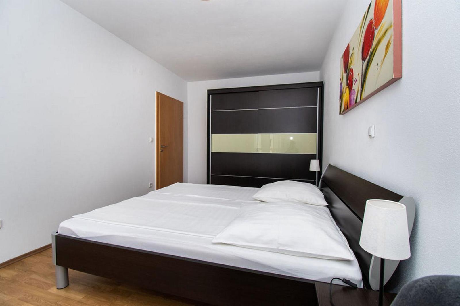 Apartments Kendes Водице Екстериор снимка