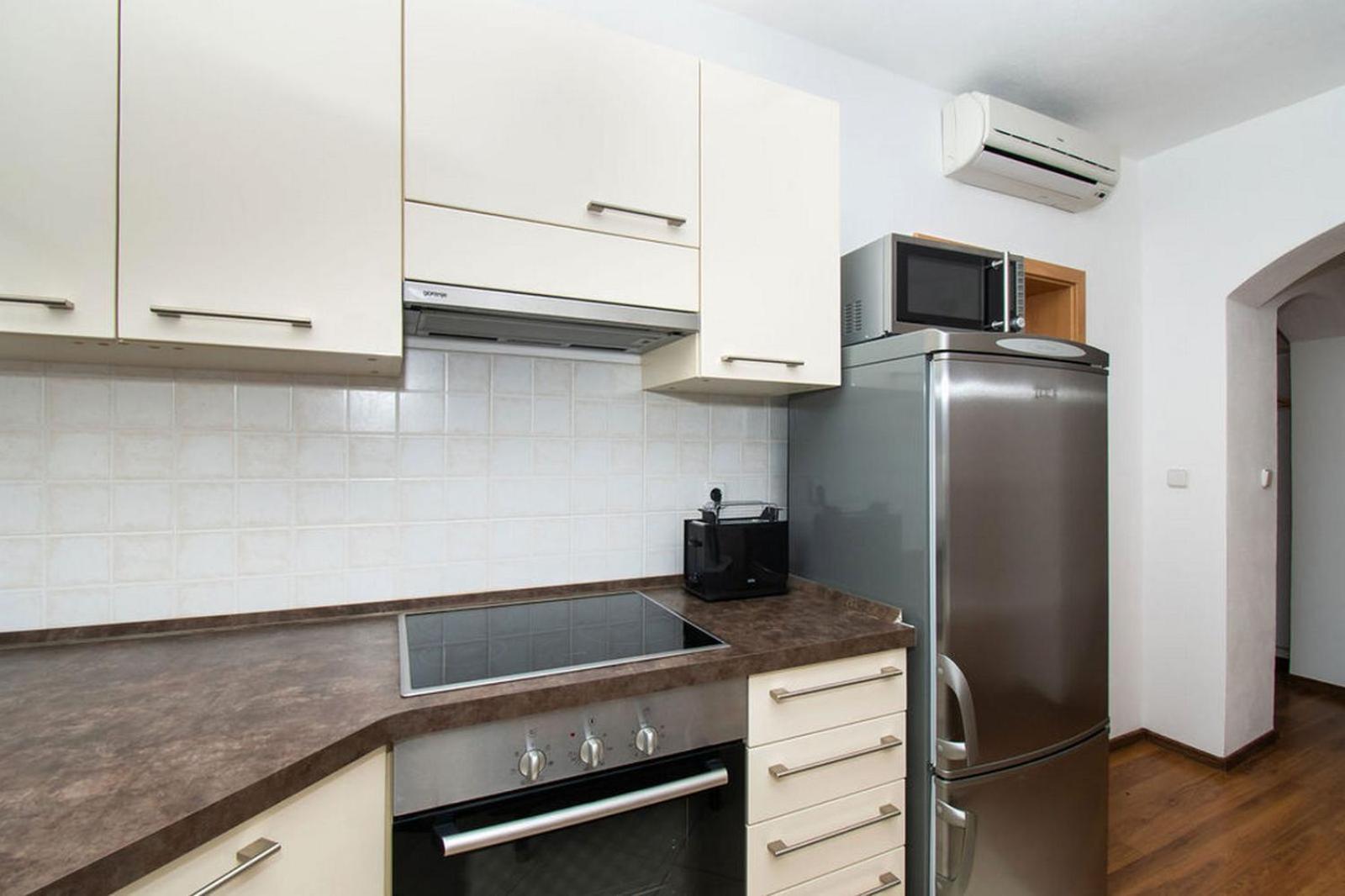 Apartments Kendes Водице Екстериор снимка