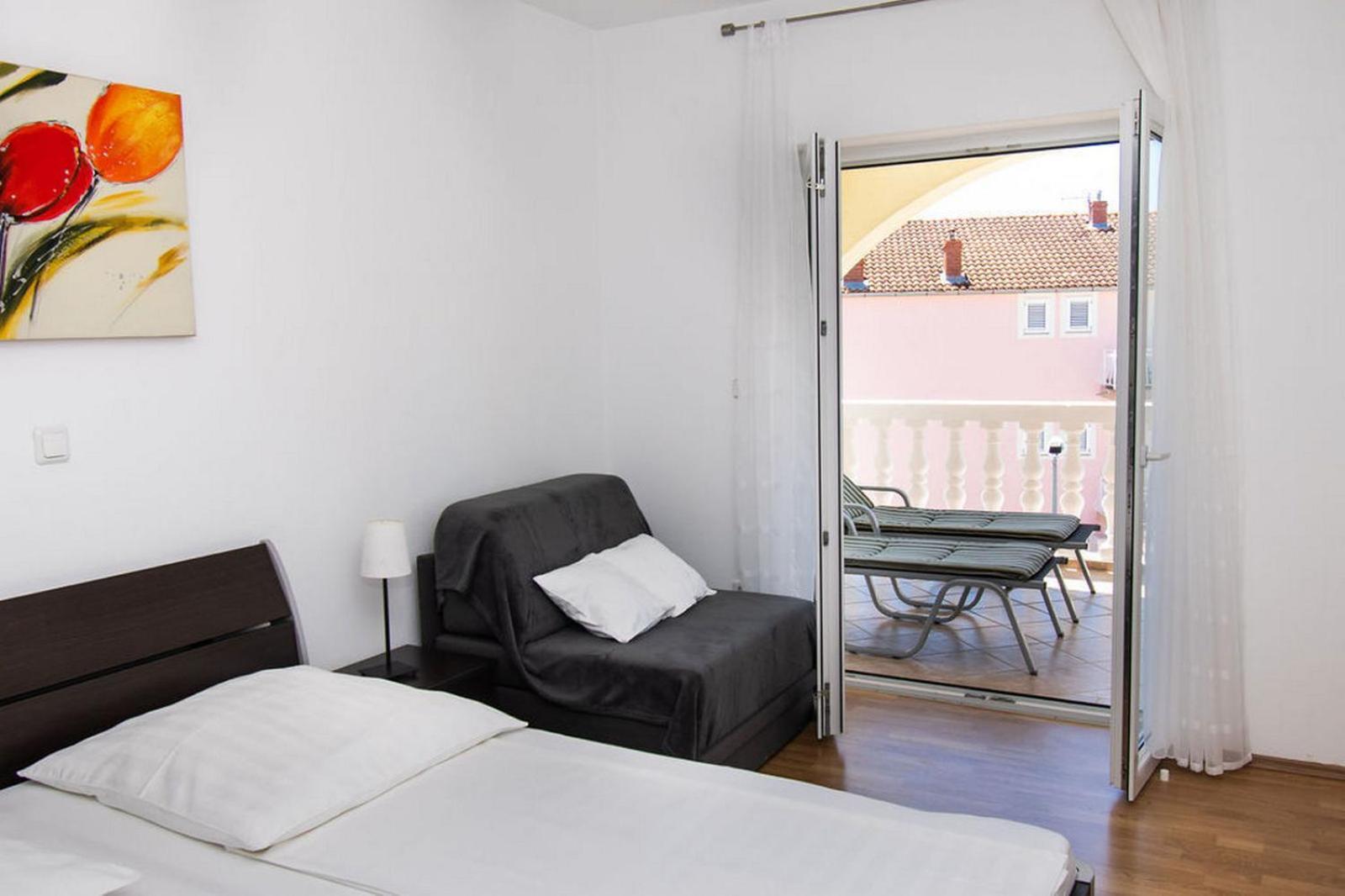 Apartments Kendes Водице Екстериор снимка