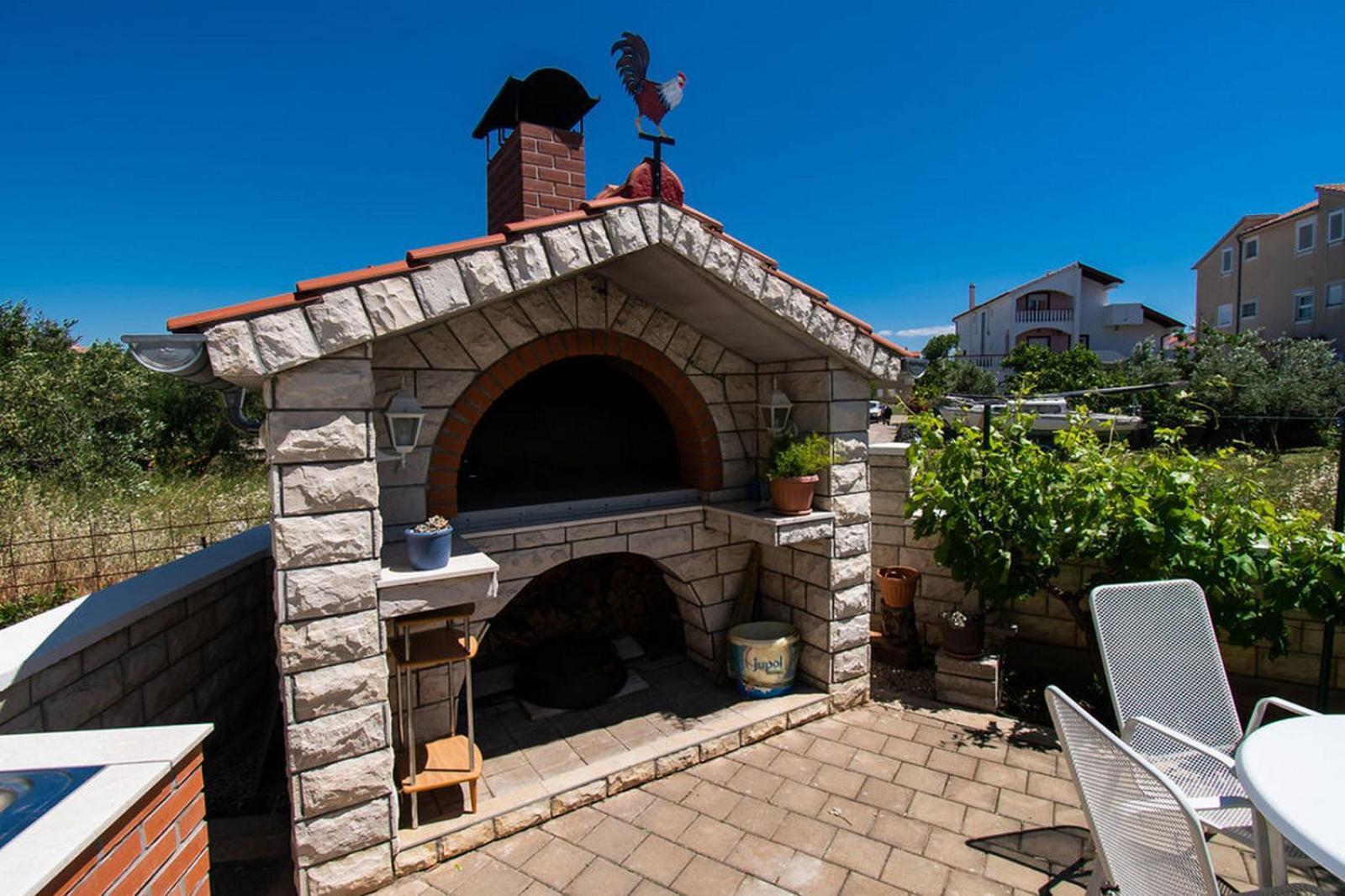 Apartments Kendes Водице Екстериор снимка