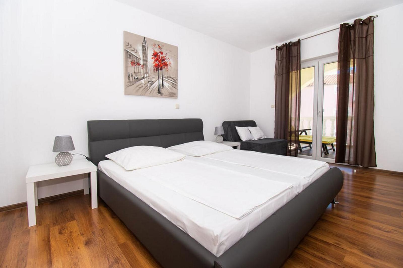 Apartments Kendes Водице Екстериор снимка