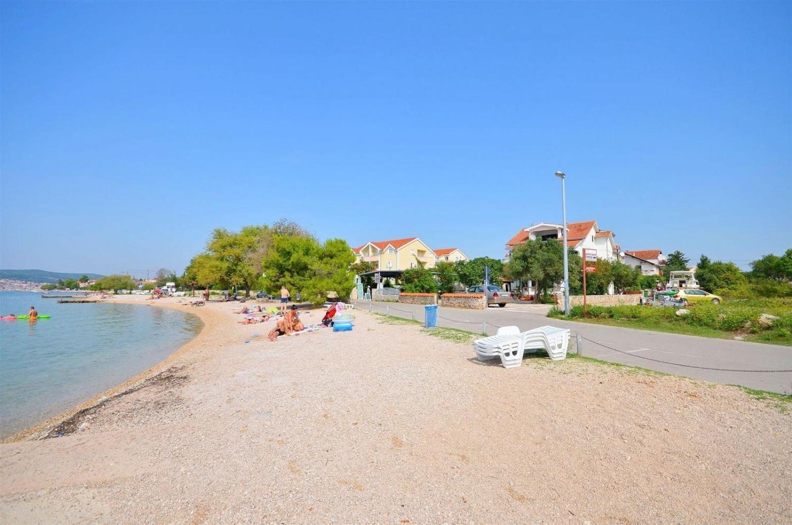 Apartments Kendes Водице Екстериор снимка
