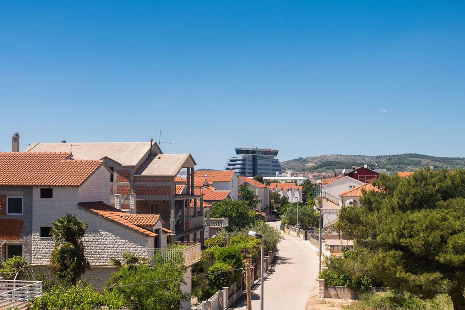 Apartments Kendes Водице Екстериор снимка