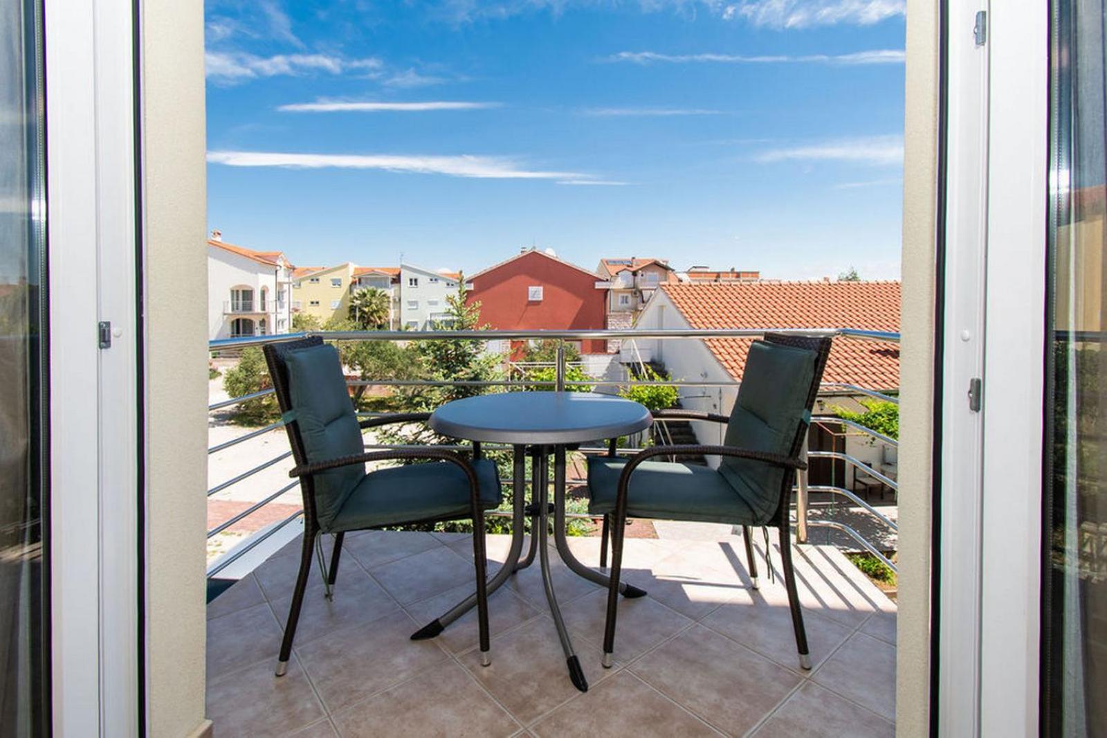 Apartments Kendes Водице Екстериор снимка